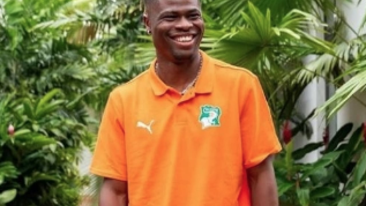 Foto - Resmen vazgeçildi de haberimiz mi yok?!? Agbadou 1 haftaya bitiyordu! Yedekler arasında yer aldı