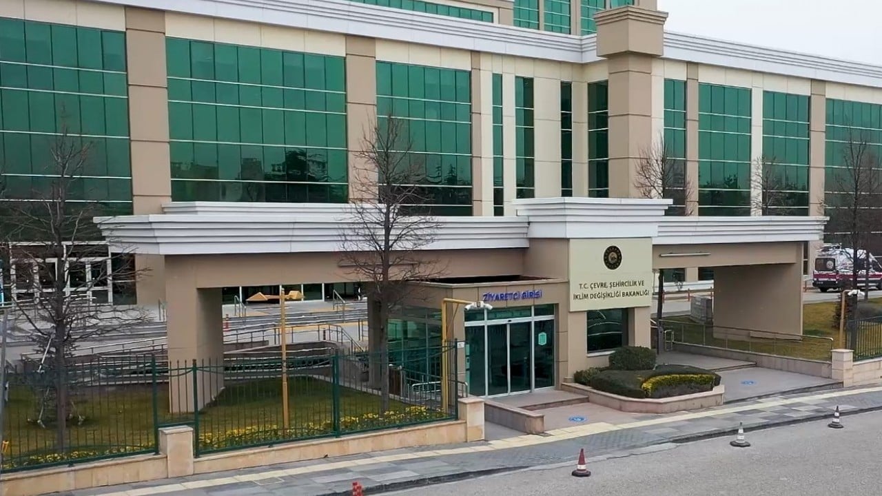 Foto - Resmi Gazete'de yayımlandı! Bakanlık 135 uzman yardımcısı alacak