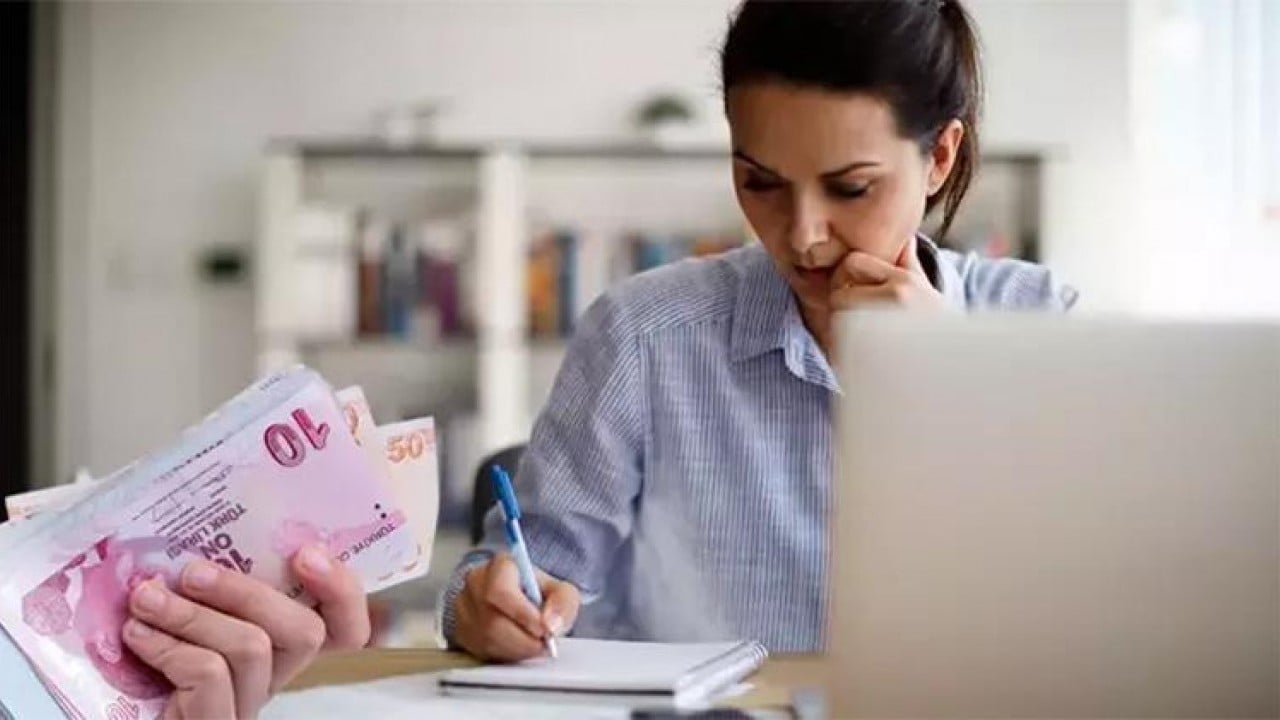 Foto - Resmi Gazete’de yayımlandı! Bütün çalışanların maaşlarından kesinti yapılacak! İşte yürürlüğe gireceği tarih