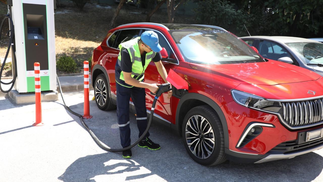 Foto - Resmi rakamlar açıklandı! Türkiye, elektrikli ve hibrit otomobile yöneldi