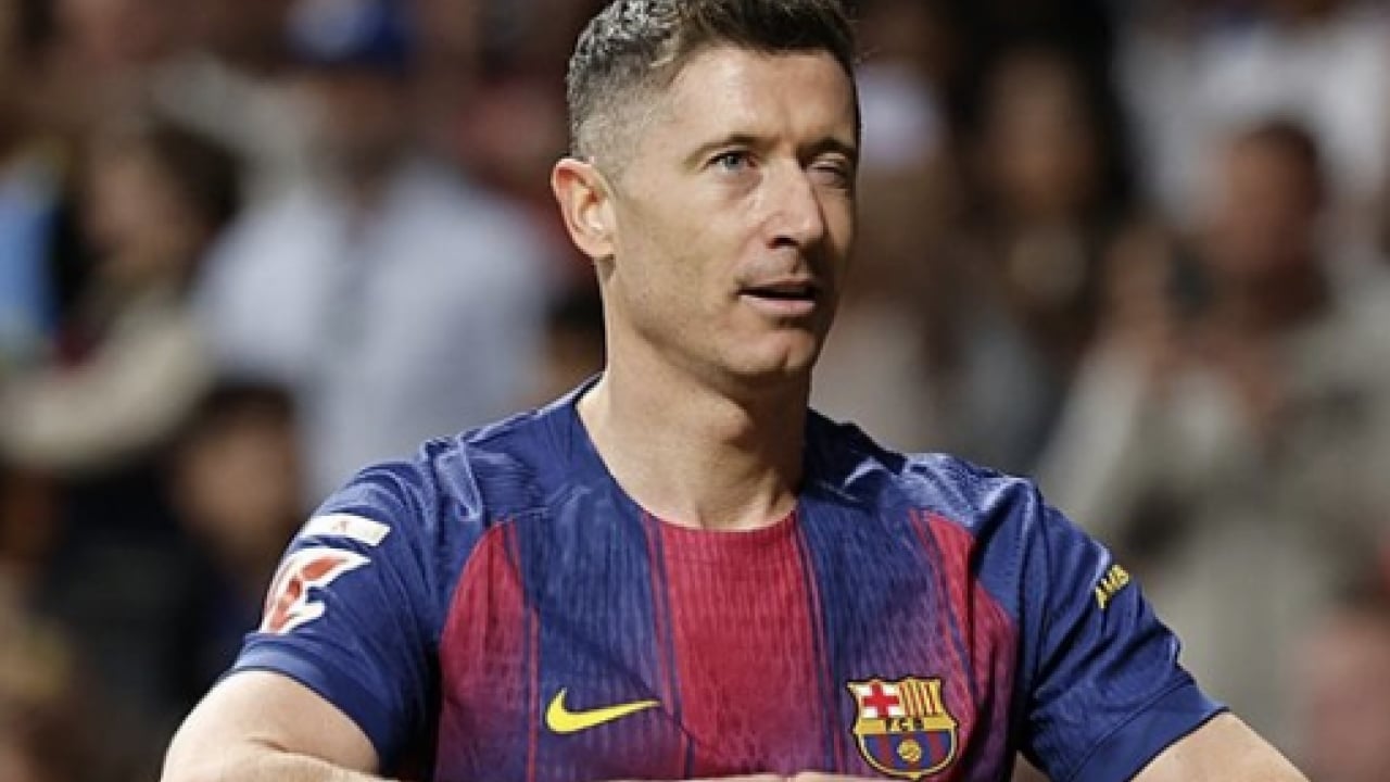 Foto - Resti çekti bile... Fenerbahçe'nin hayali Robert Lewandowski'ye dev talip çıktı! Sessiz kriz..