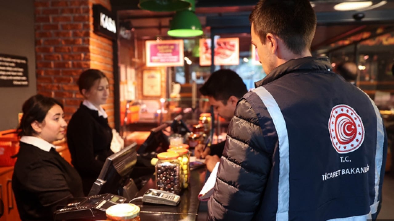Foto - Restoran ve kafelerde yeni dönem: Artık gönüllü olacak!
