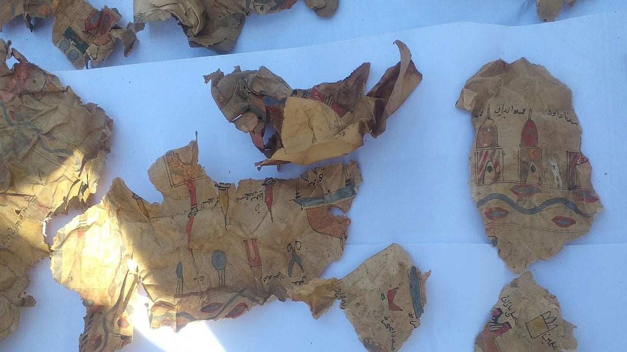 Foto - Restore edilen caminin duvar boşluğunda bulunan sır çözüldü: Ecdadın yüzlerce yıllık Mekke planı çıktı!