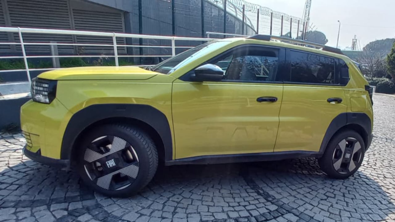 Foto - Retro tasarım, elektrikli güç! Fiat Grande Panda şehir trafiğinde neler sunuyor? 320 km menzil yeter mi?