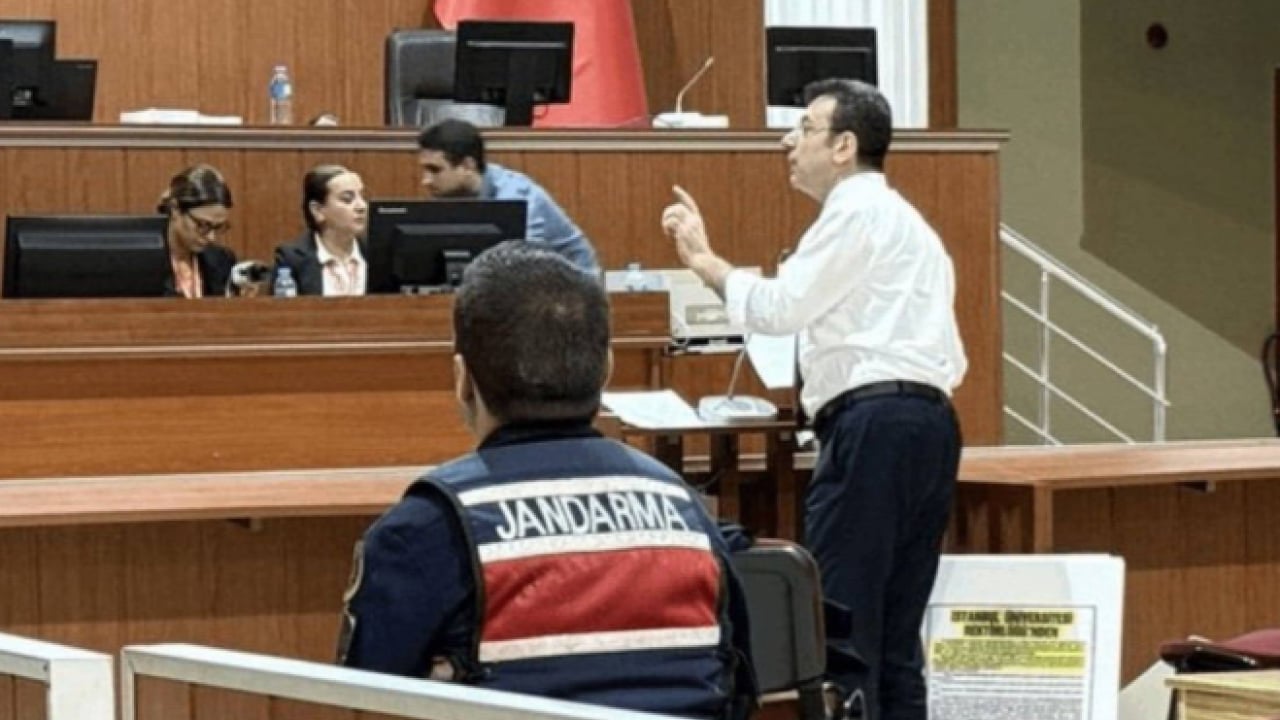 Foto - Rezalet çıkaran İmamoğlu salondan atıldı! Suç örgütü davasında 3 sanığın tahliyesi istendi