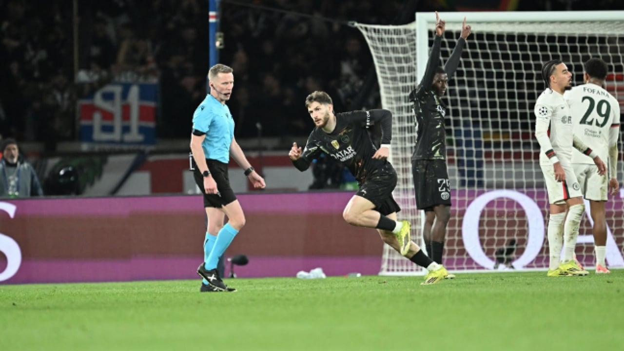 Foto - Rezalete bak! Kartal'ın muhtemel kalecisi kabus gibi oynadı!