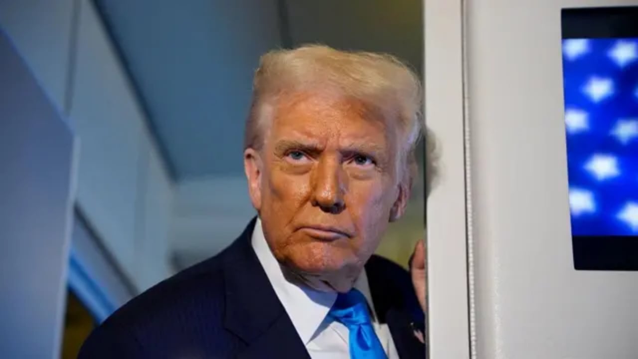 Foto - Rezil dosya ortaya çıktı, Trump Marmara çırası gibi tutuştu! Engellemek için yırtınıyor