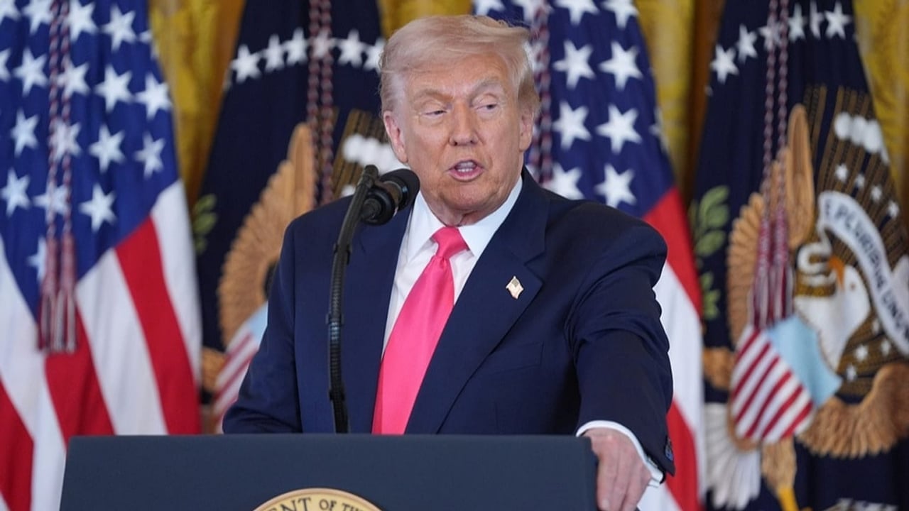 Foto - Rezil dosya ortaya çıktı, Trump Marmara çırası gibi tutuştu! Engellemek için yırtınıyor