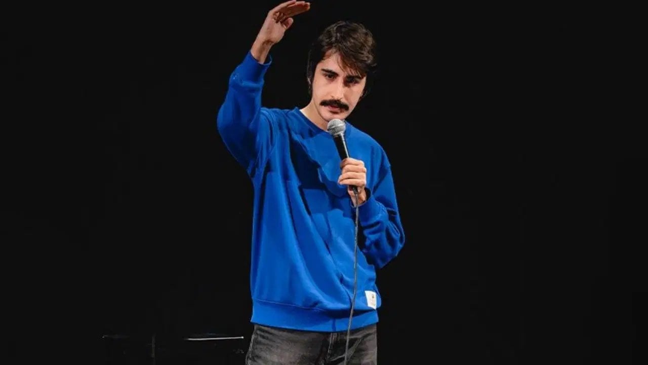 Foto - Rezil gösterisi Türkiye’yi ayağa kaldırmıştı! İslam’a ve Müslümanlara kin kusan sözde komedyen Deniz Göktaş yurt dışına mı kaçtı? 