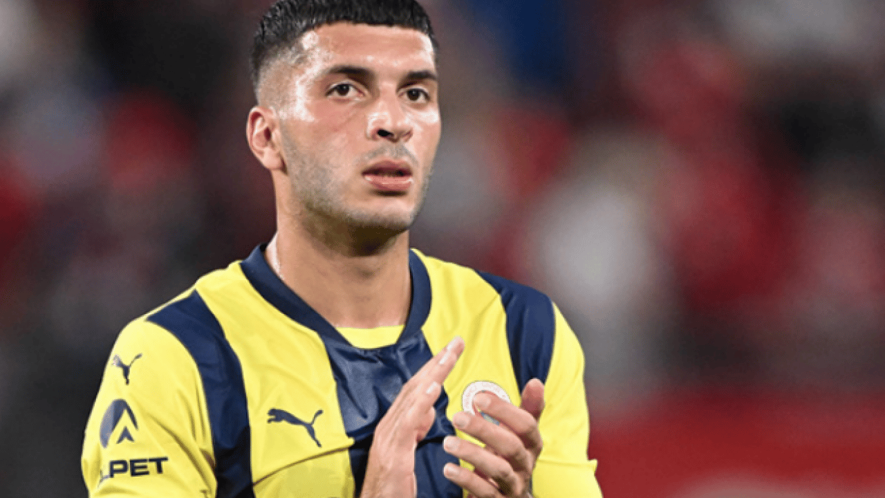 Foto - Rezillik sonrası... Kadıköy'de fay hattı kırıldı: 6 Fenerbahçeli bavulunu topladı