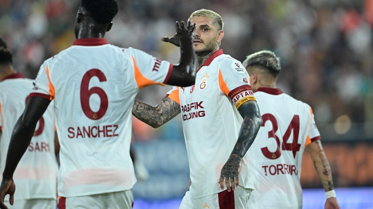 Foto - Rıdvan Dilmen: 'Galatasaray'a uzaydan bir adam geliyor...' Kamuoyuna duyurdular...