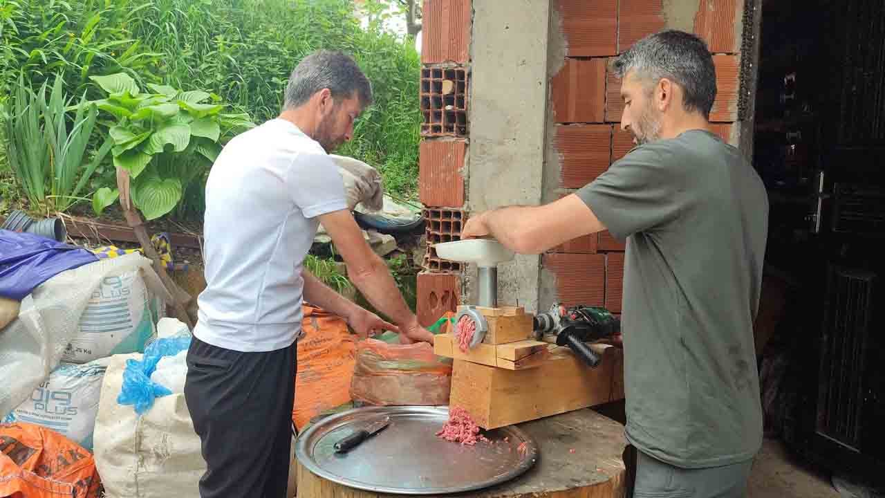 Foto - Rizeli’nin süper buluşu! Matkaptan kıyma makinesi