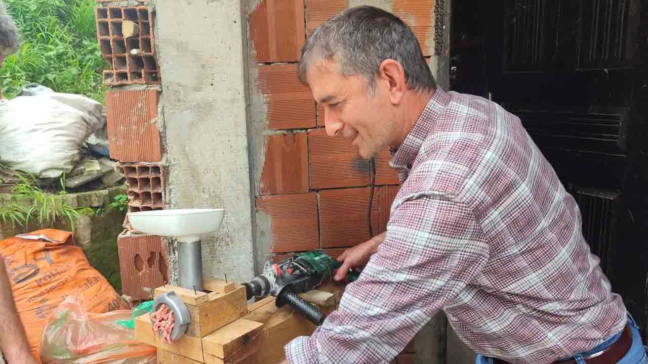 Foto - Rizeli’nin süper buluşu! Matkaptan kıyma makinesi