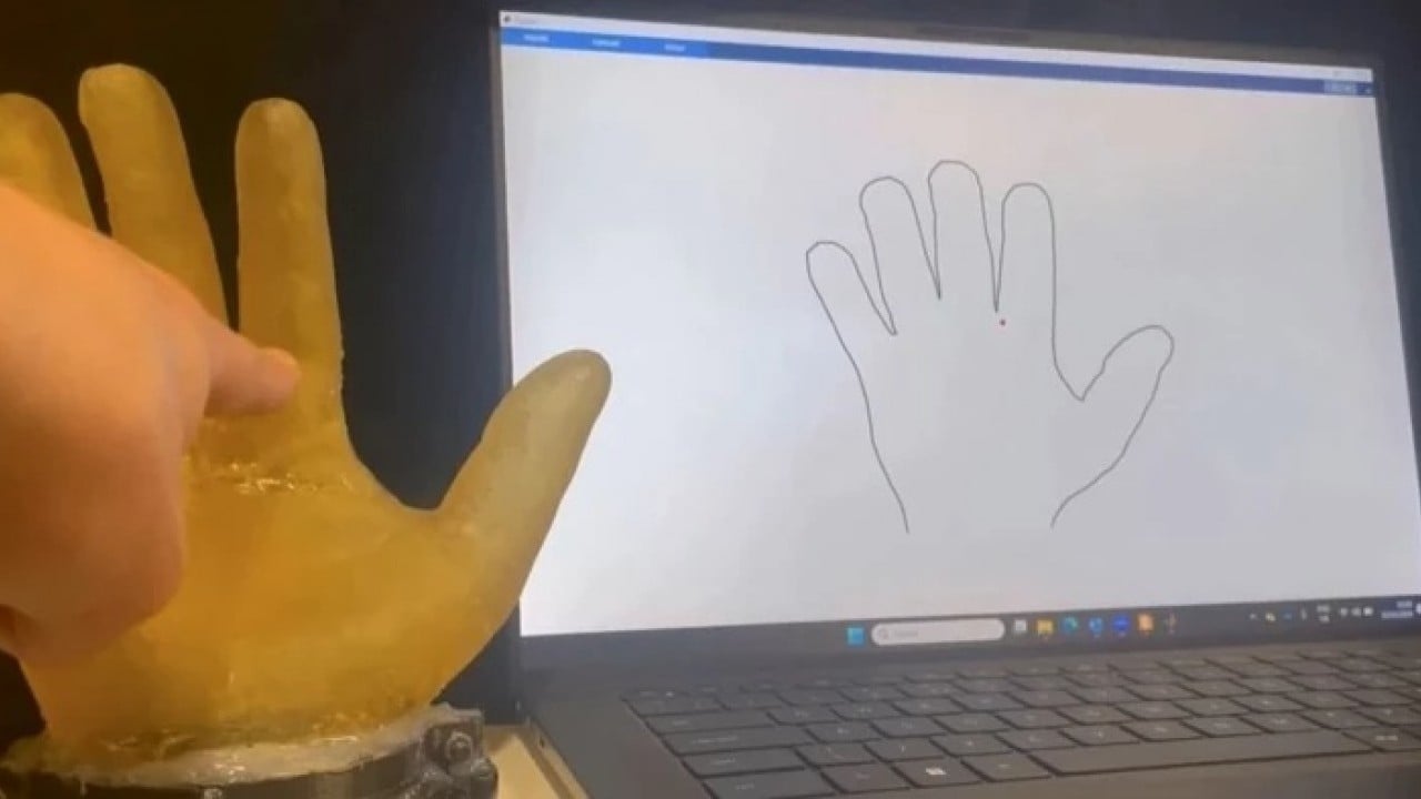 Foto - Robotlarda dokunma devrim: Yeni yapay deri insan gibi hissediyor.