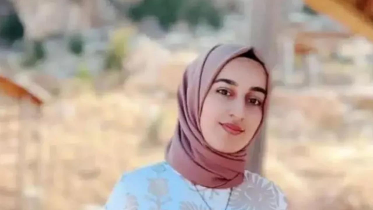 Foto - Rojin Kabaiş’e ettiği ağır küfürler sonrası Türkiye’nin en büyük aşireti evini basmıştı: Gözümü simsiyah ettiler, bir daha yayın açmayacağım