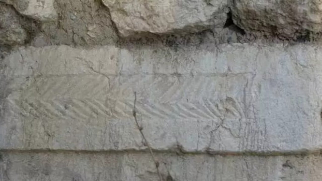 Foto - Roma imparatorunun sırrı köy evinin duvarından çıktı!