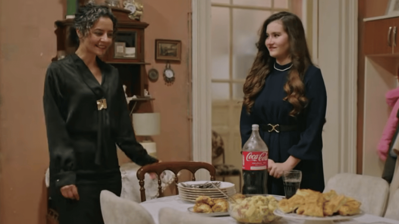 Foto - Ronaldo kadar olamadılar: Sahipsizler dizisinde skandal sahne! Soykırım destekçisi markaya yer verdiler