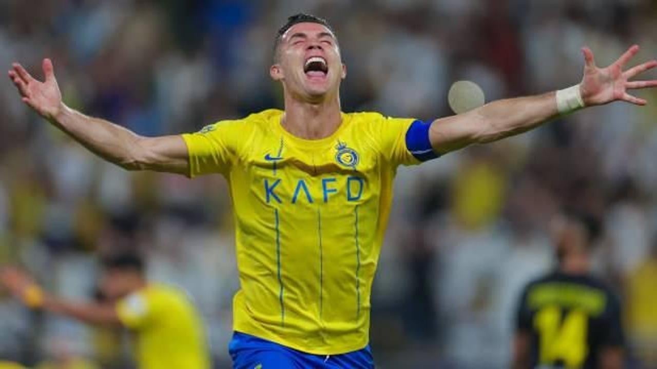 Foto - Ronaldo’nun etinden sütünden faydalanıyorlar! Suudi Arabistan’da ilginç ilan