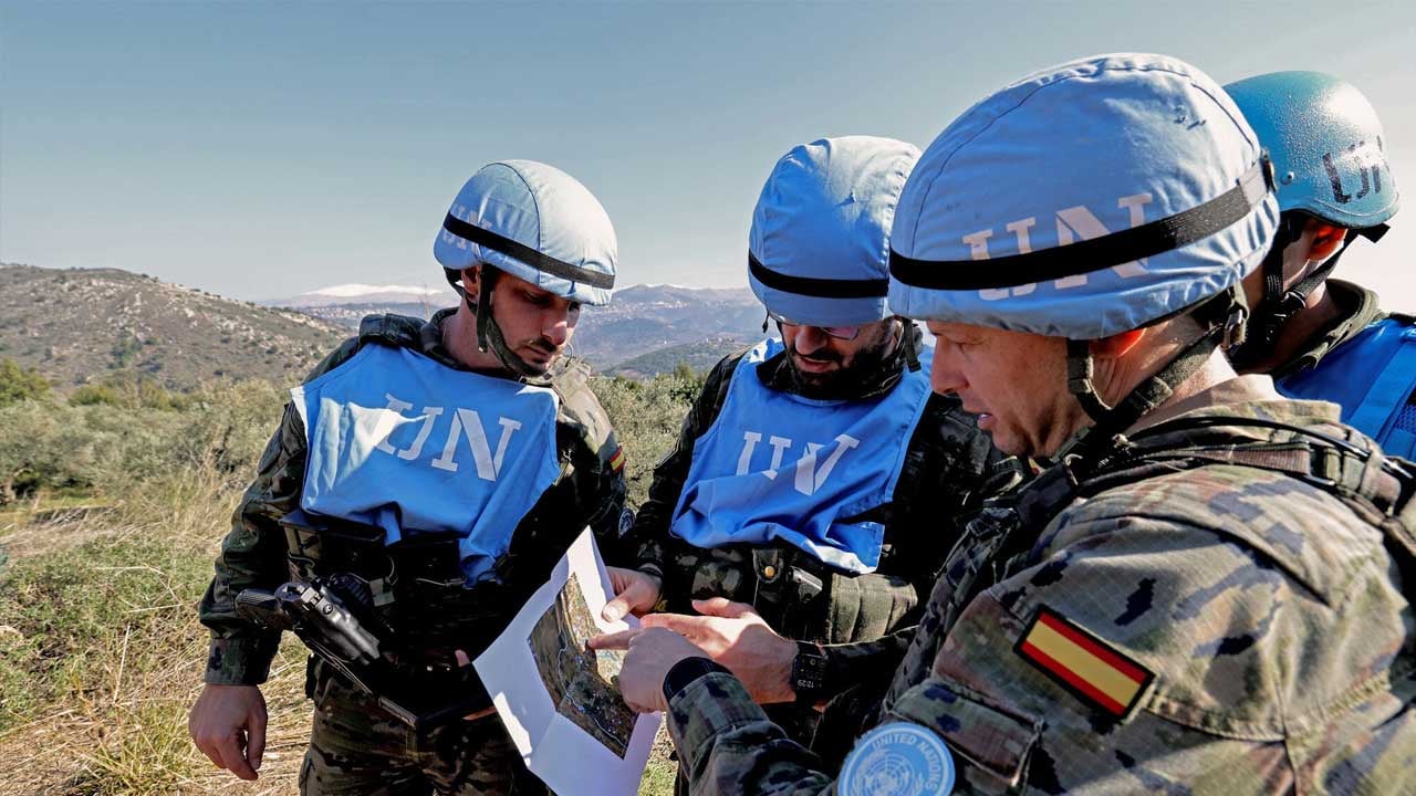 Foto - Ruh hastaları şimdi de BM askerlerine saldırdı