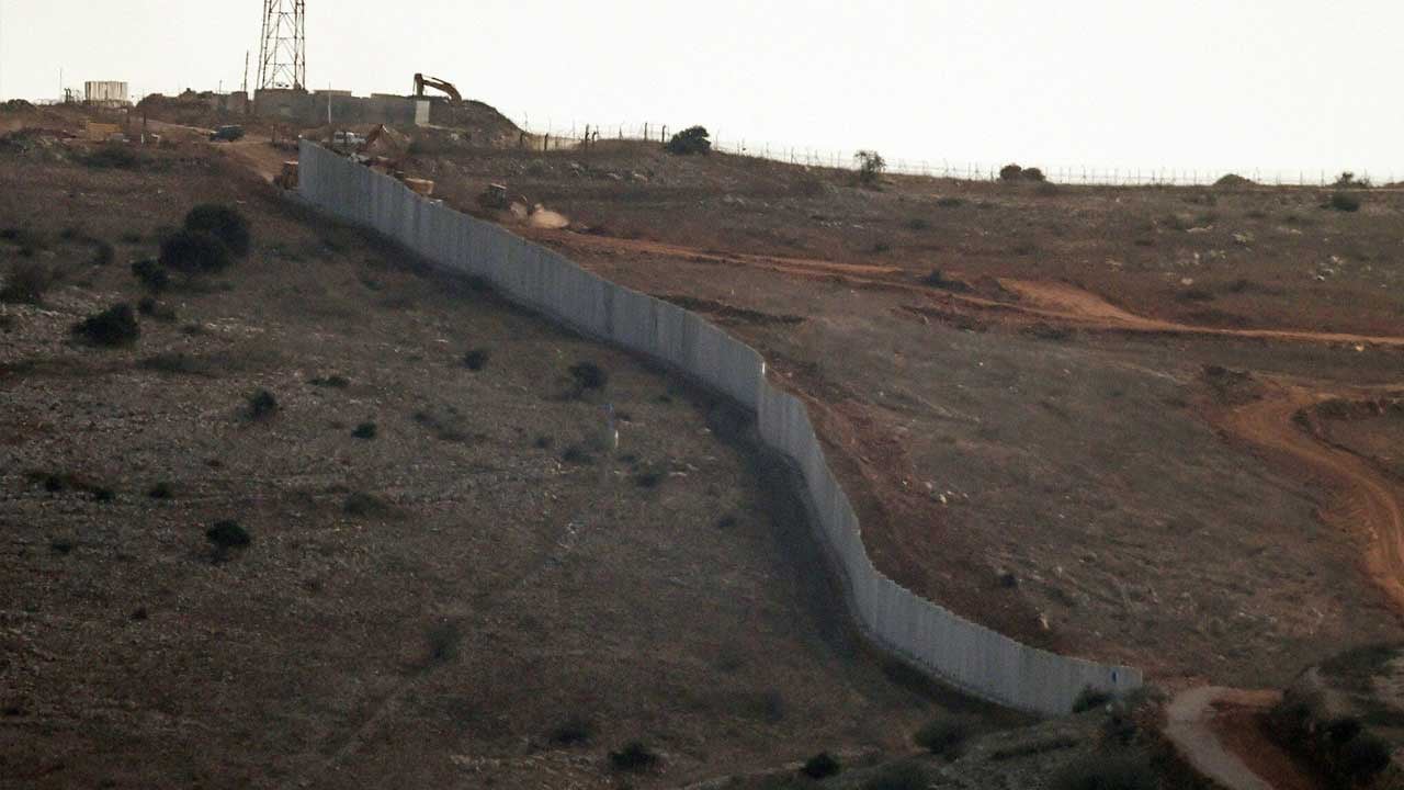 Foto - Ruh hastaları şimdi de BM askerlerine saldırdı