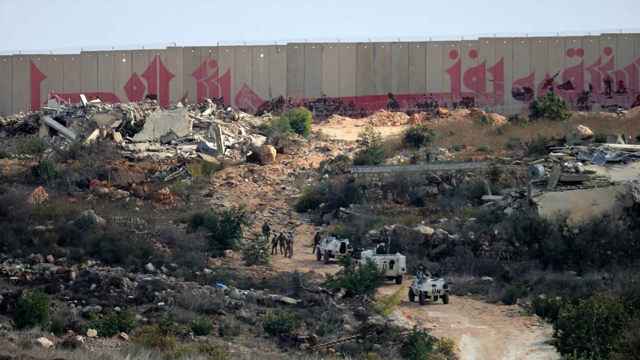 Foto - Ruh hastaları şimdi de BM askerlerine saldırdı