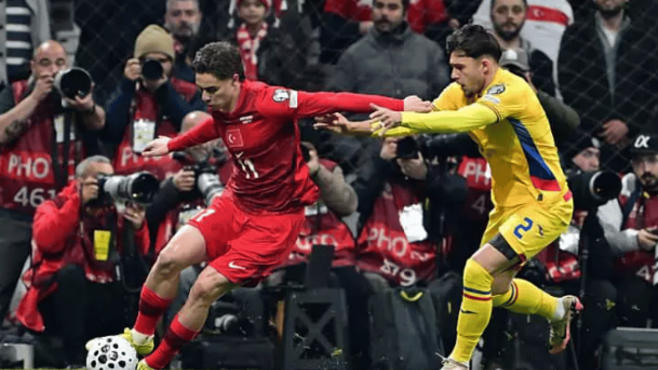 Foto - Rumen basını Türkiye maçıyla çalkalandı! Milli yıldızı Hagi'ye benzettiler!