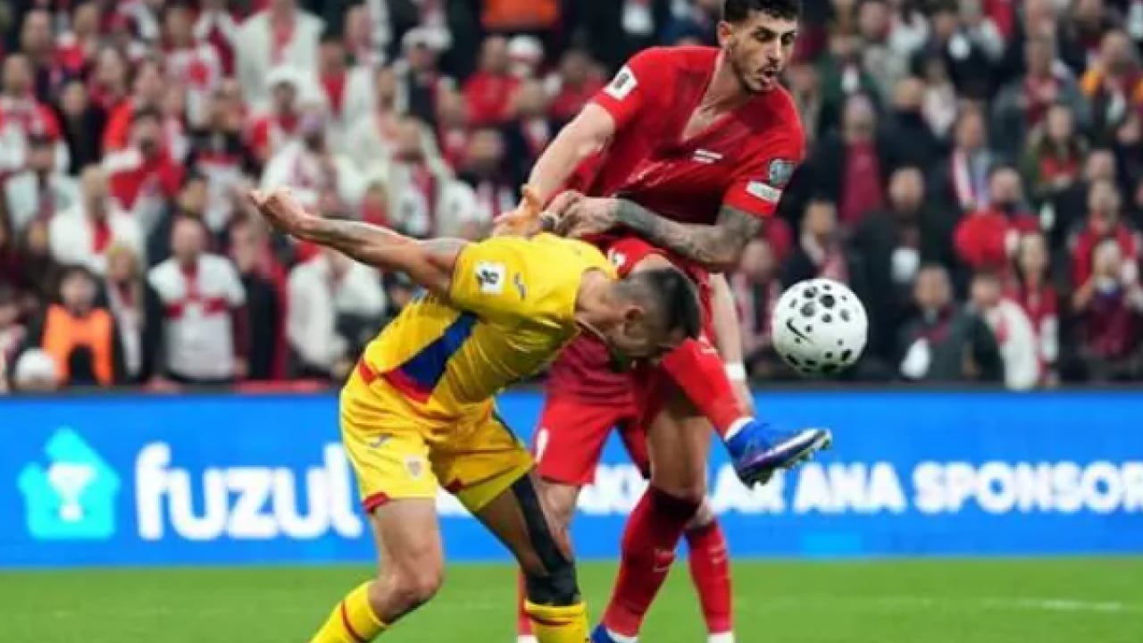 Foto - Rumen basını Türkiye maçıyla çalkalandı! Milli yıldızı Hagi'ye benzettiler!