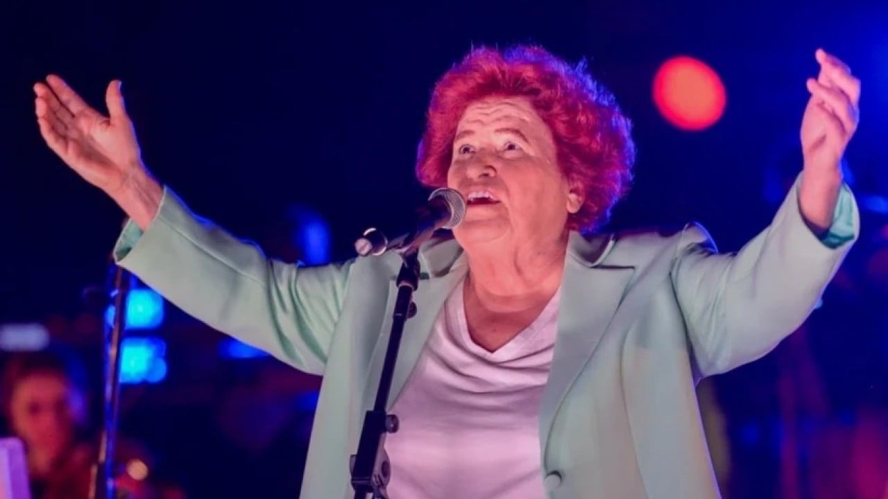 Foto - Rüşveti hak bilenlerin yanında yer aldı: Selda Bağcan'a 'yuh yuh'