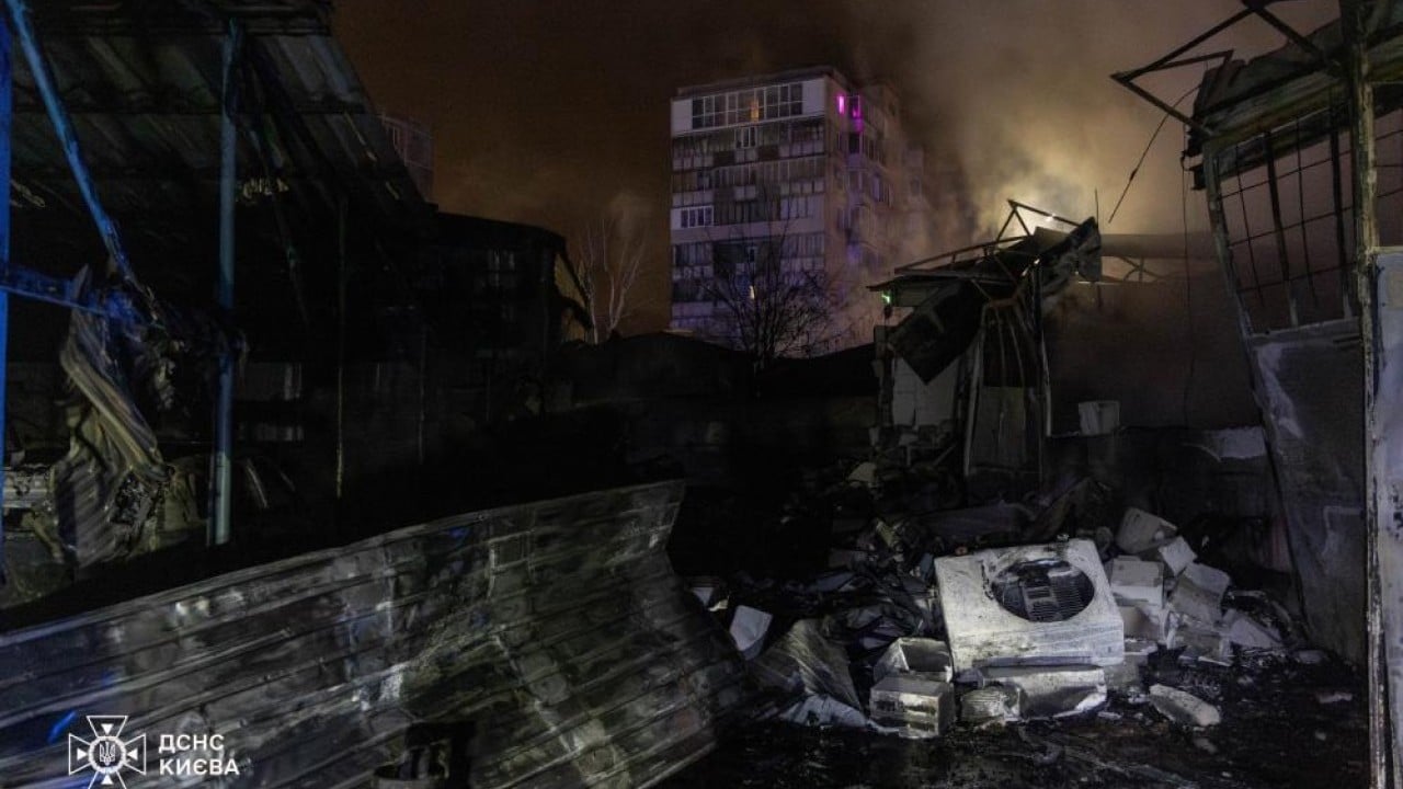 Foto - Rusya 370 dron ve 21 füze ile vurdu