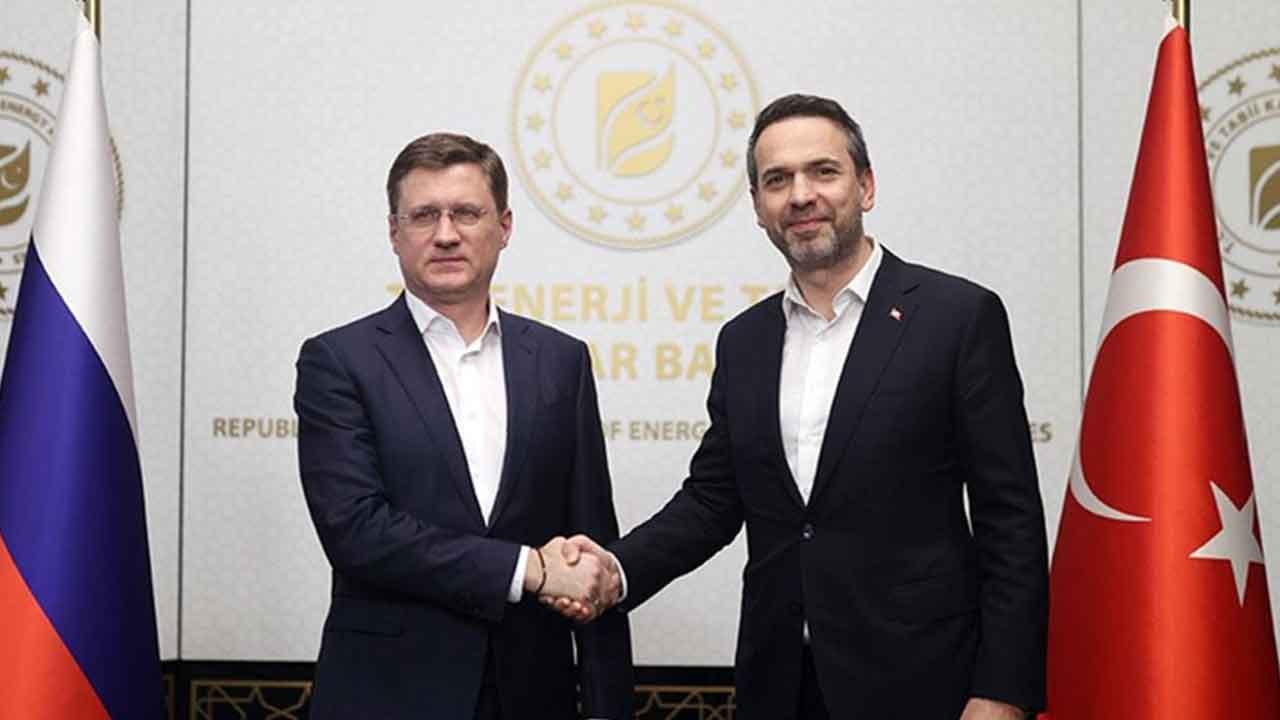 Foto - Rusya'da TCG Anadolu depremi: Bu tamamen zıt