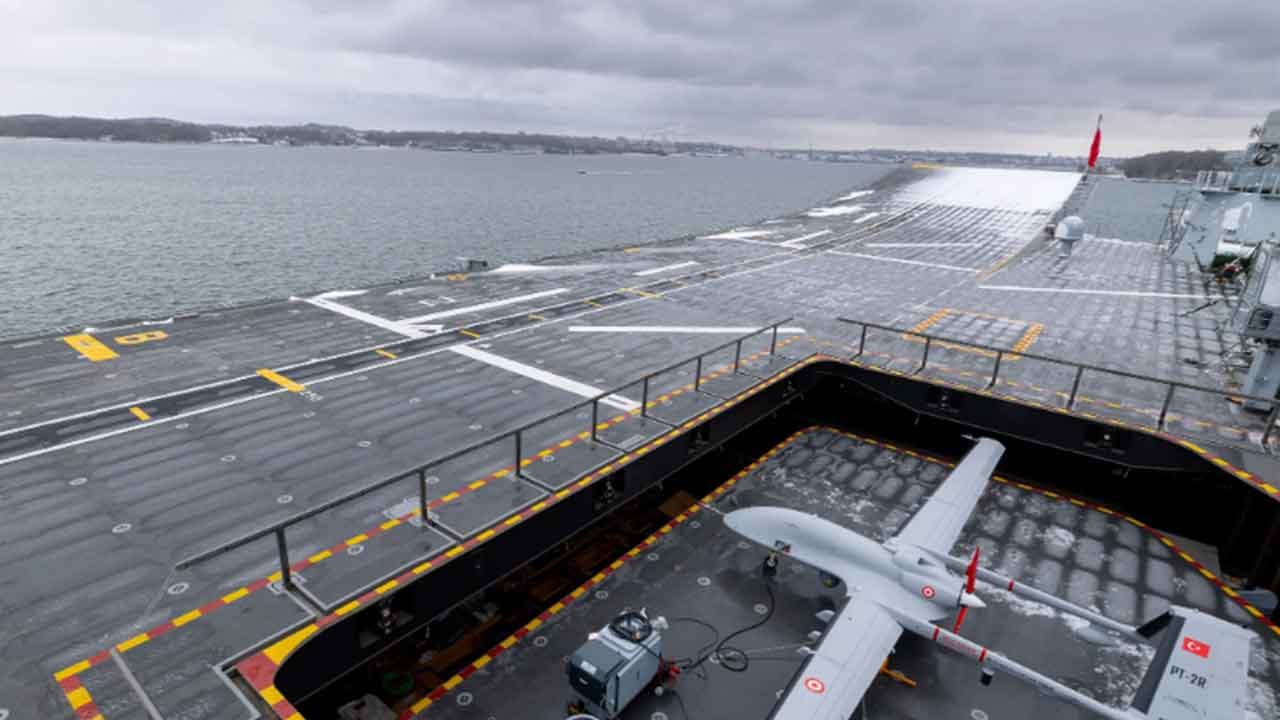 Foto - Rusya'da TCG Anadolu depremi: Bu tamamen zıt