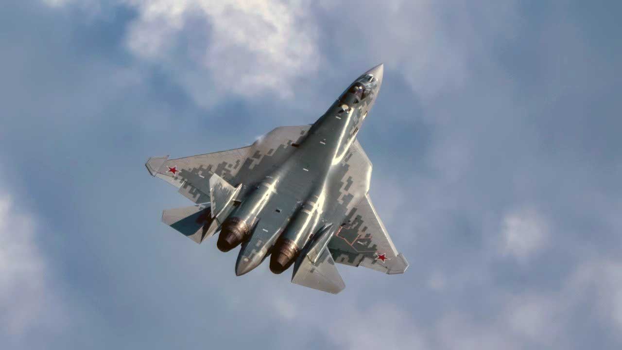 Foto - Rusya'dan dikkat çeken hamle! Su-57'leri Çin sınırına yığdı