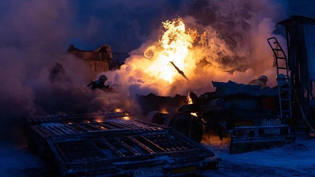 Foto - Saatler içerisinde omayacak şey oldu: SİHA tesisleri vuruldu, hava savunma sistemleri kör edildi