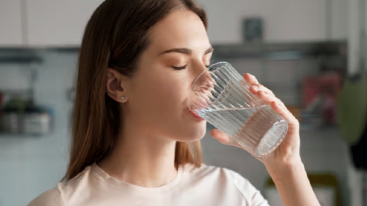 Foto - Sabahları sadece 2 bardak su içerseniz bakın neler oluyor! Uzman isimleri not edin...