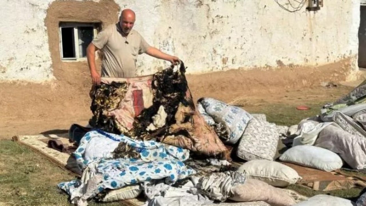 Foto - Sabahtan akşama kadar Kuran-ı Kerim dinliyorlar! Kimse ne olduğunu anlayamıyor!