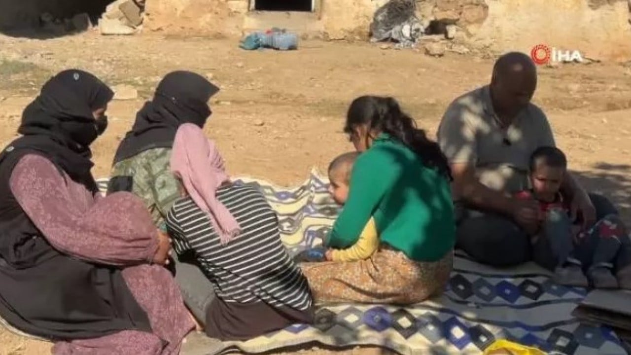 Foto - Sabahtan akşama kadar Kuran-ı Kerim dinliyorlar! Kimse ne olduğunu anlayamıyor!