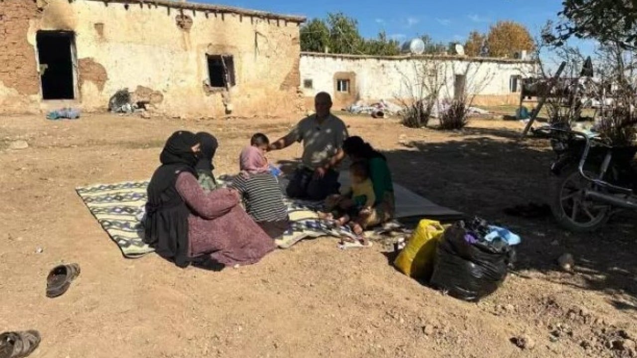 Foto - Sabahtan akşama kadar Kuran-ı Kerim dinliyorlar! Kimse ne olduğunu anlayamıyor!