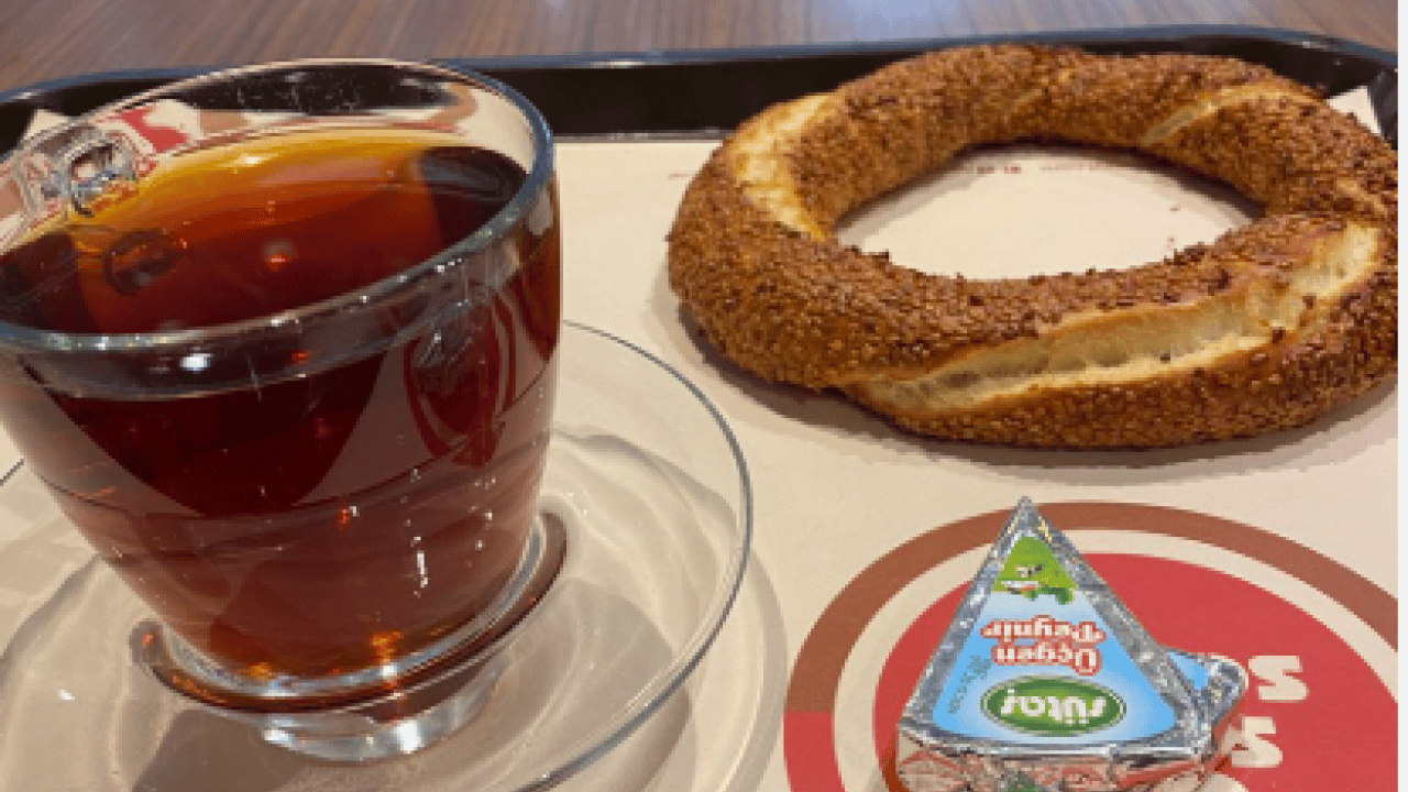 Foto - Sabiha Gökçen'de çay simit fiyatı şok etti! Görenler gözlerine inanamadı!