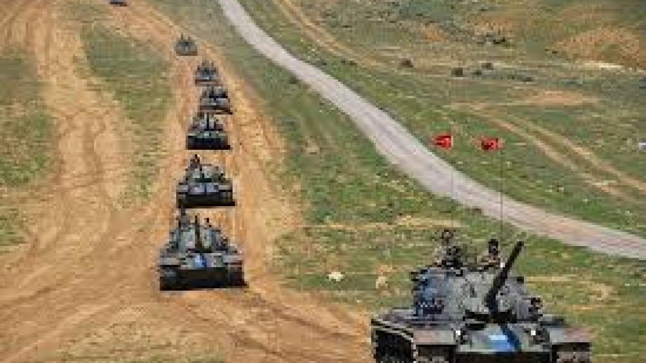 Foto - Sabrımız taşırdılar! Ve Türkiye'nin zırhlı birlikleri ülkeye giriş yaptı