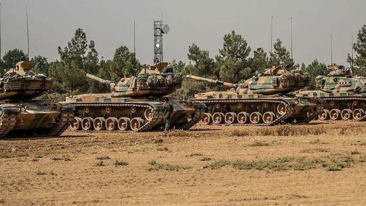 Foto - Sabrımız taşırdılar! Ve Türkiye'nin zırhlı birlikleri ülkeye giriş yaptı