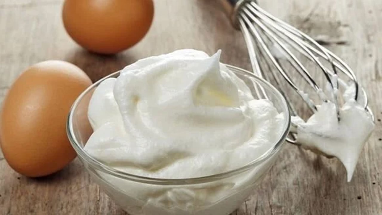 Foto - Saç maskesi: Sağlıklı saçlar için 5 yumurtalı maske! Saçlar zaman zaman özel ilgiyi hak ediyor...