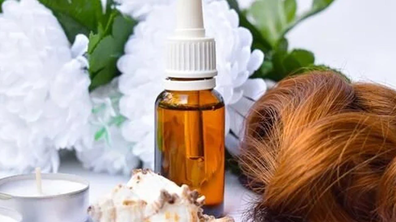 Foto - Saç boyamaya son! Saç yakan boyalar çöpe: Beyaz saçları simsiyah yapan çözüm var! Kına ve indigo...