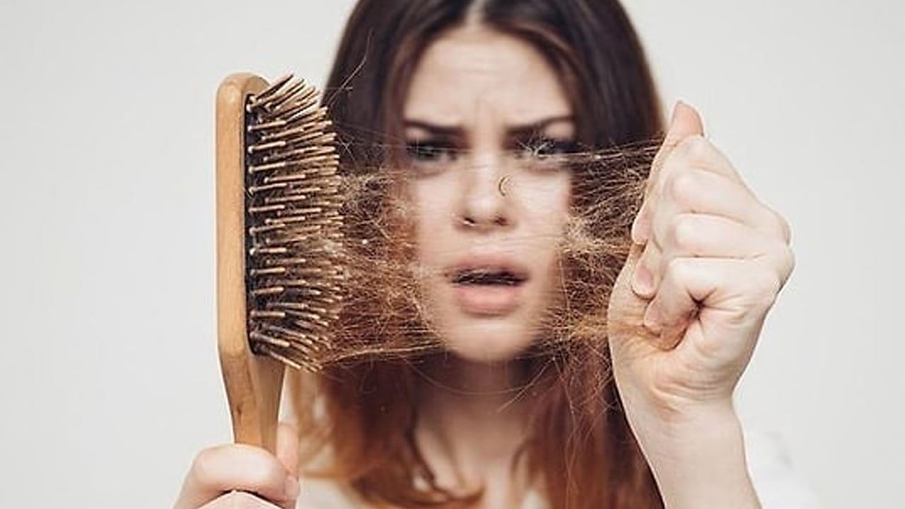 Saçınızı mahveden 5 alışkanlık: Ünlü 40 yıllık kuaför yapılan 5 hatayı sıraladı... Neden olabilir