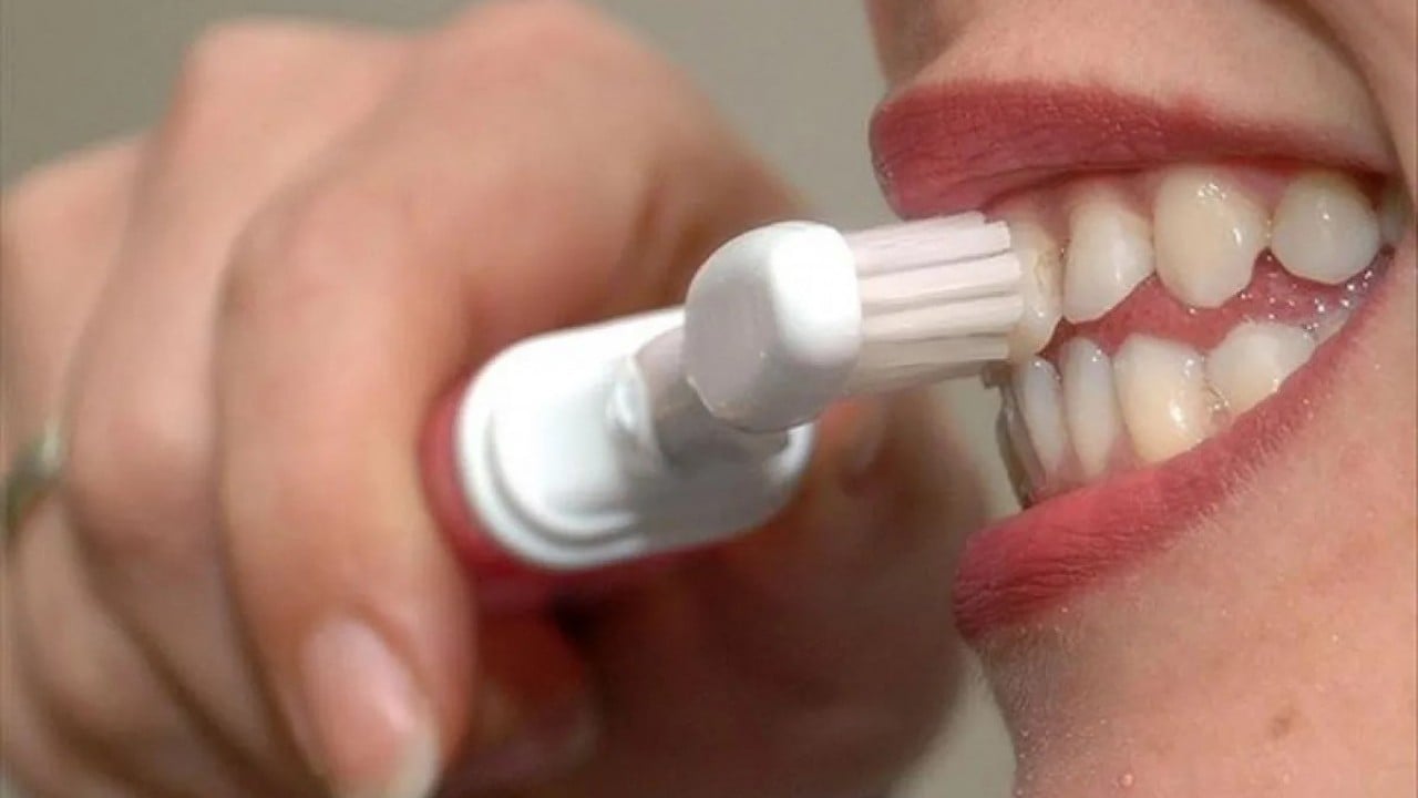 Foto - Saçtan yapılan diş macununun beklenmedik etkisi çıktı!