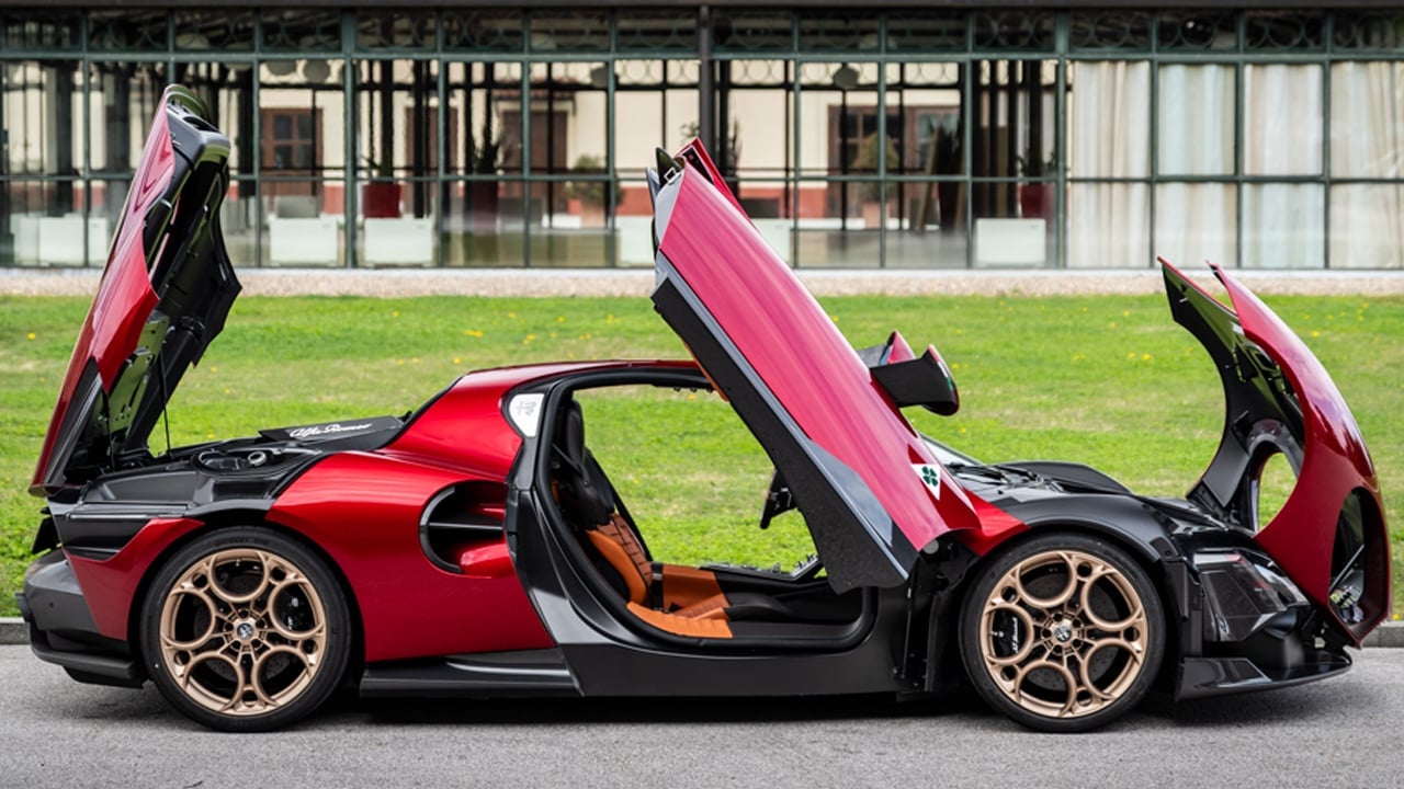 Foto - Sadece 33 adet üretilmişti! Efsanevi 33 Stradale, Alfa Romeo müzesine geri dönüyor!