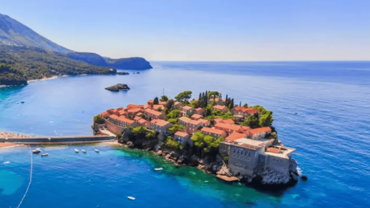 Foto - Sadece kimlik ve pasaport! İşte Türklerin vizesiz girebildiği 12 tatil rotası!