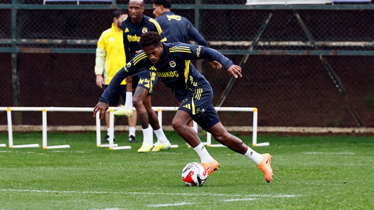 Foto - Sadettin Saran kelle almaya devam ediyor! Fenerbahçe’de 4 ayrılık daha