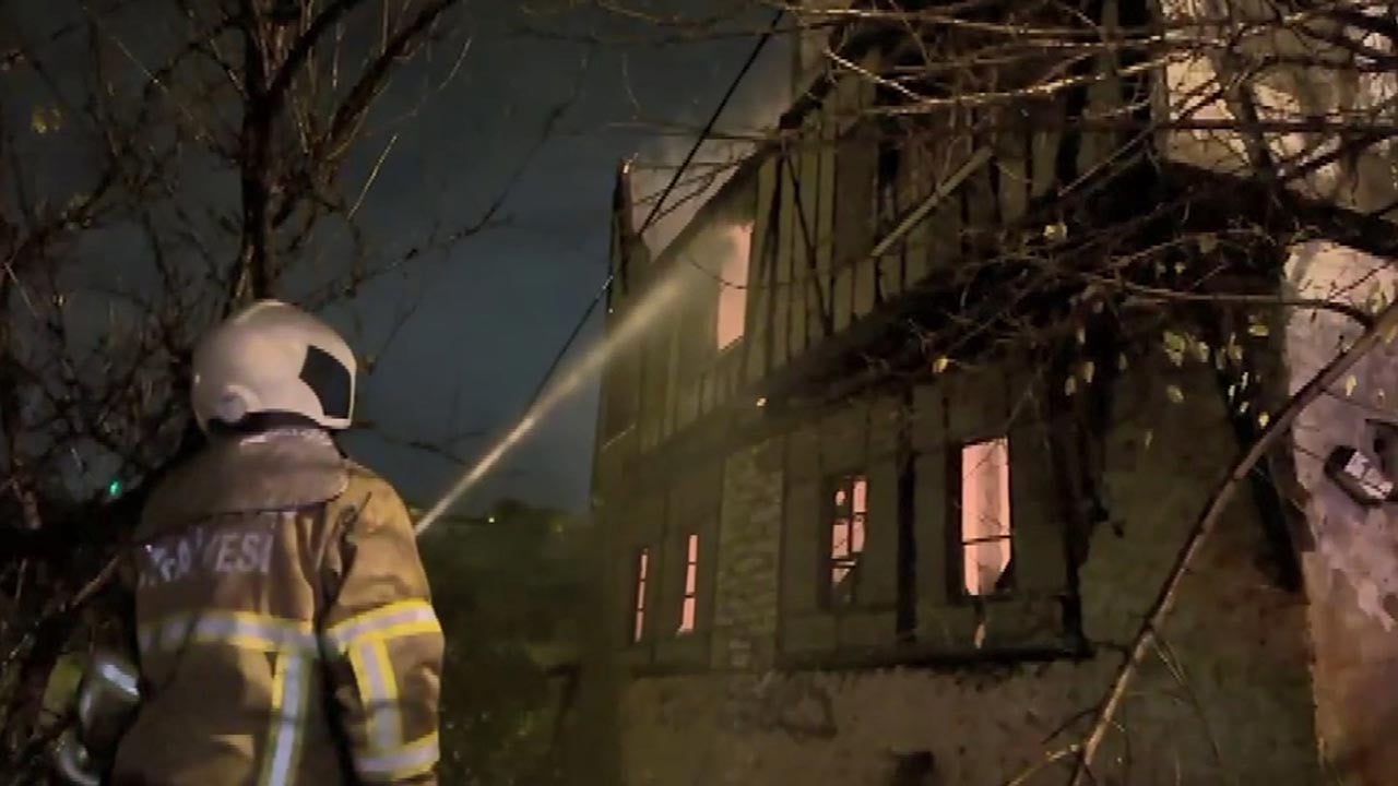 Foto - Safranbolu’da tarihi konakta yangın! Ekipler zamanla yarışıyor