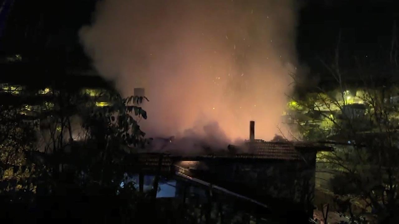 Foto - Safranbolu’da tarihi konakta yangın! Ekipler zamanla yarışıyor