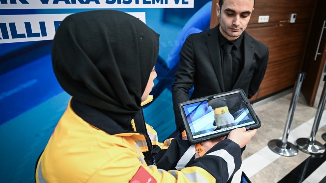 Foto - Sağlık Bakanı Memişoğlu’ndan EVS ve Akıllı Bileklik açıklaması: Vakaya müdahaleyi hızlandırıyoruz